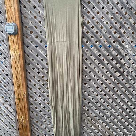 Ultra ❤️ Flirt - Sleeveless Khaki Green Dress - Picture 10 of 12